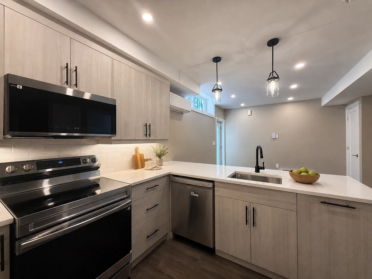 267 Rockledge Drive — Photo 4