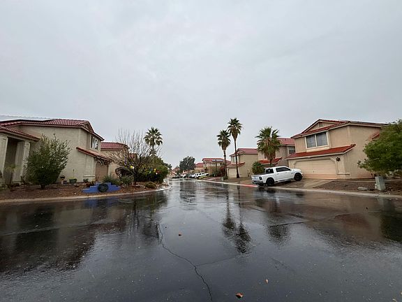 4th image of 8990 N Twain St