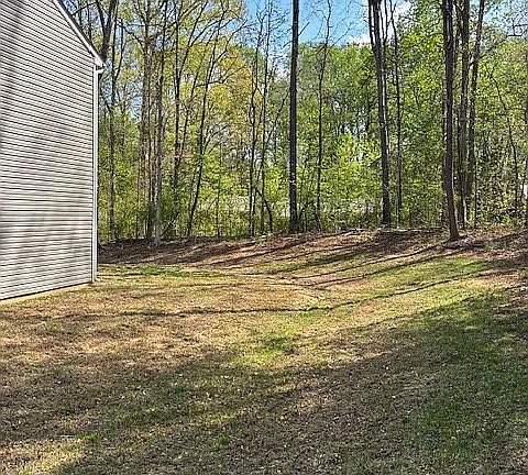 5th image of 706 Watts St