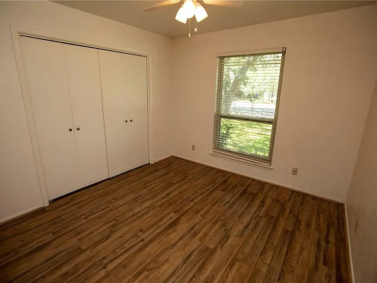 4913 Wing Rd — Photo 17