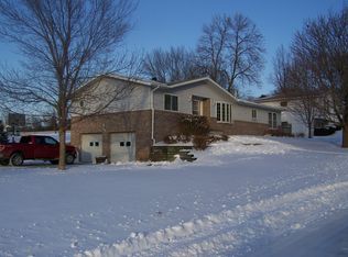 1205 Inman Dr, Red Oak, IA 51566