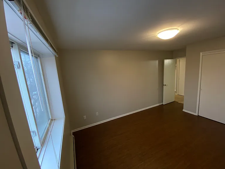 510 Burnell St #306 — Photo 17
