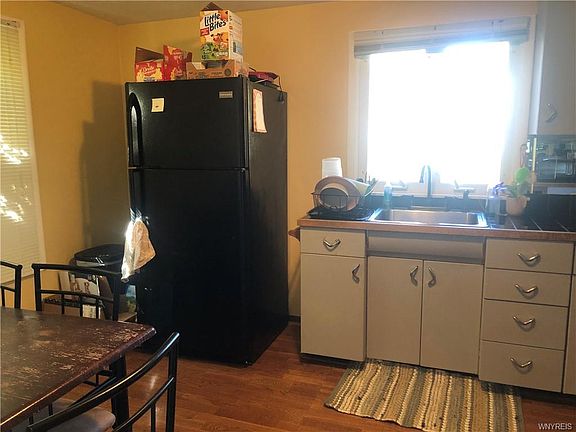 4th image of 3003 McKoon Ave