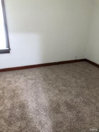 5th image of 16 N Park Ave