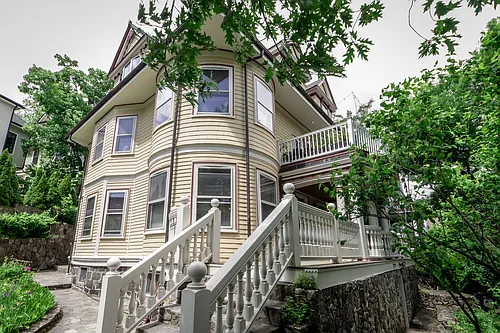 18 Atherton Rd #1 Photo 1