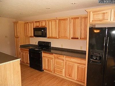 3rd image of 230 Forest Park Dr