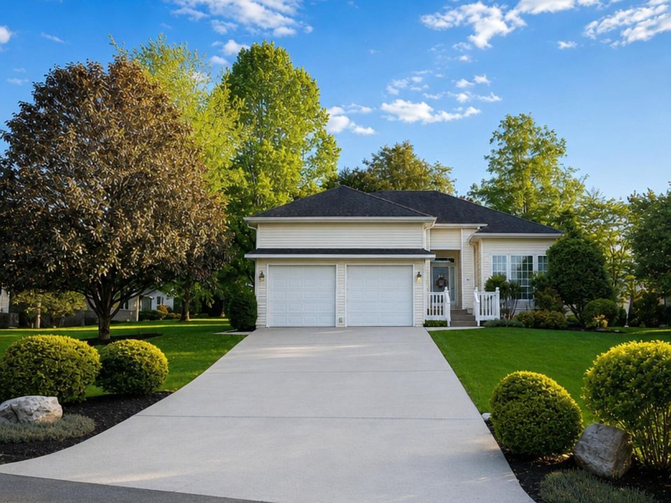 1st image of 304 Saloli Ln
