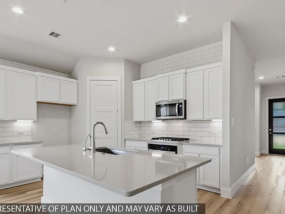 2nd image of 607 Paisley Harbor Ct