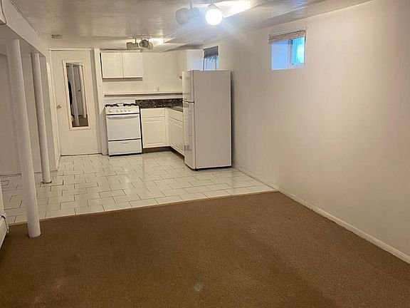 5th image of 262 Hollywood Ave