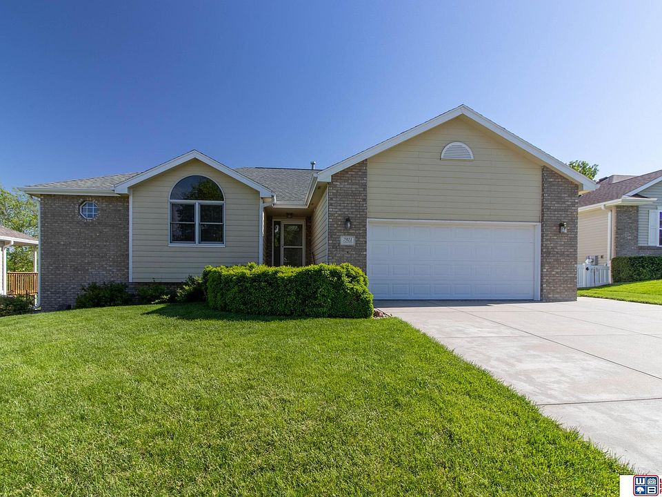 1st image of 7921 Yellow Knife Dr