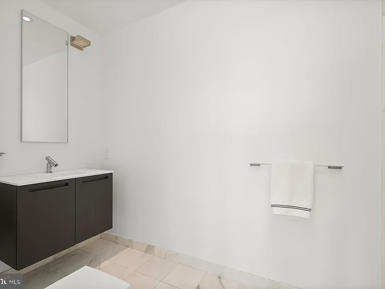 100 Harborview Dr #1901 — Photo 48