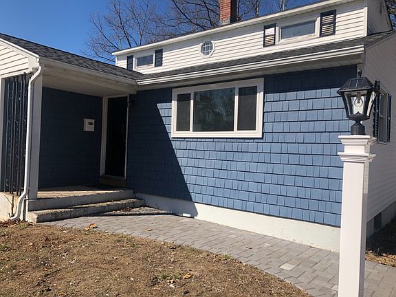 2nd image of 30 Laurie Dr