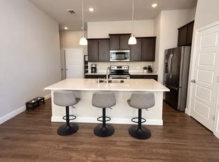 1905 Bel Air Dr, Arlington, TX 76010