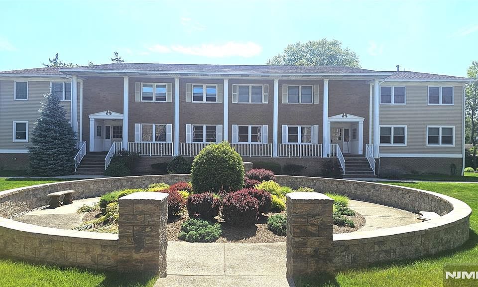 1st image of 105 Newark Pompton Tpke #13