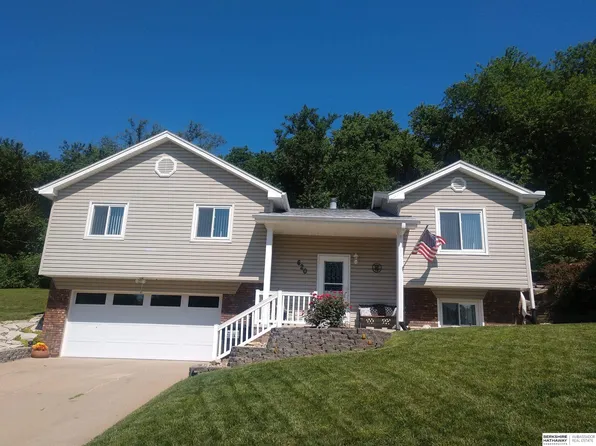 620 Sunrise Ct, Plattsmouth, NE 68048