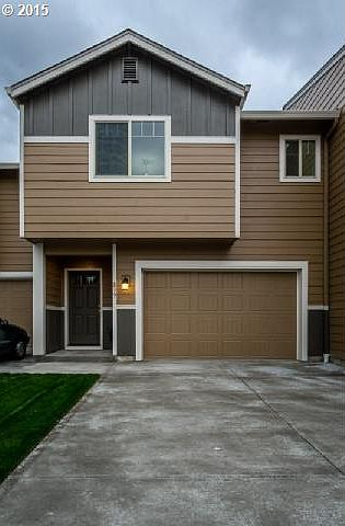 1st image of 10906 NE 8th Cir