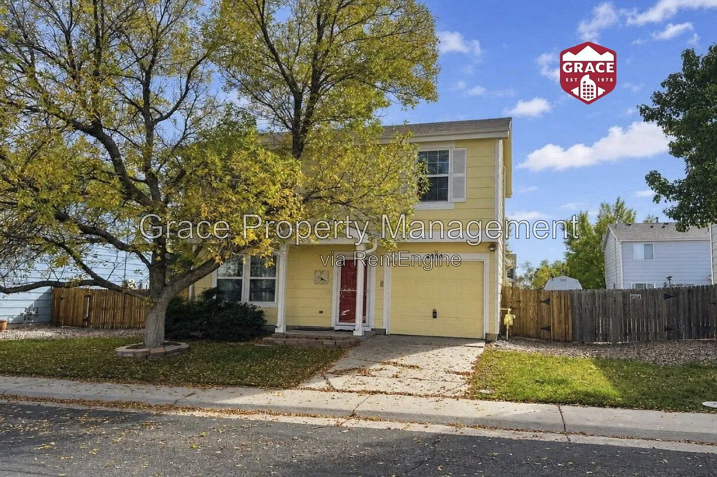 3 bed, 1.0 bath, 1160 sqft, $2,425 — Photo 1