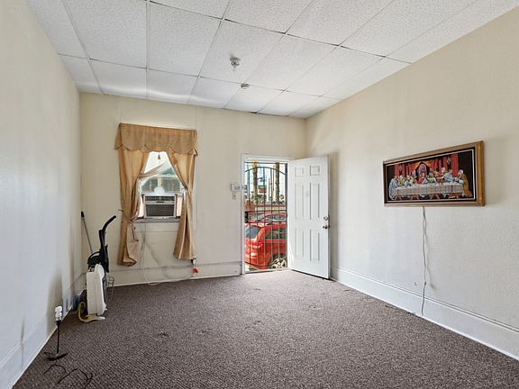 4th image of 4829-31 Tchoupitoulas St