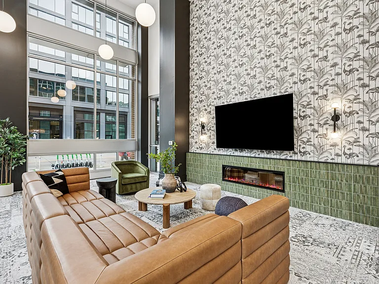 City House Apartments — Photo 13