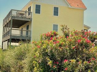 (Undisclosed Address), Waves, NC 27982