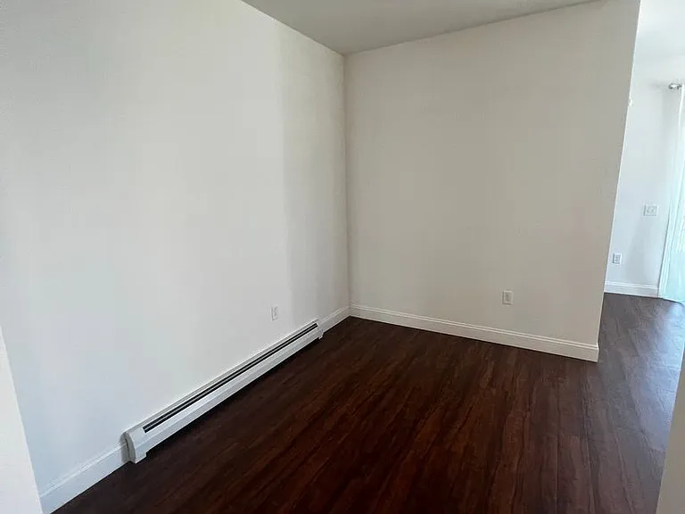 147 Bayberry Cir — Photo 12