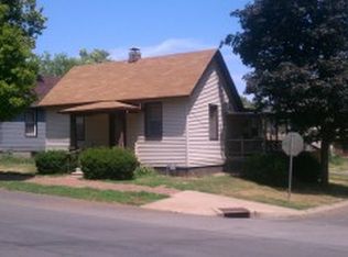1021 S 16th St, Saint Joseph, MO 64503