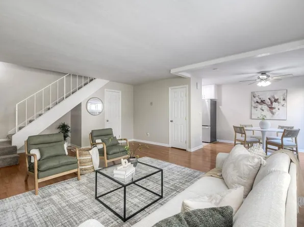 9874 Caminito Bolsa, San Diego, CA 92129