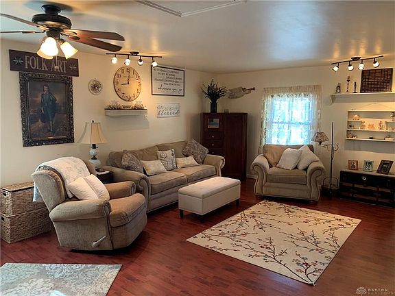 3rd image of 317 Dean Dr