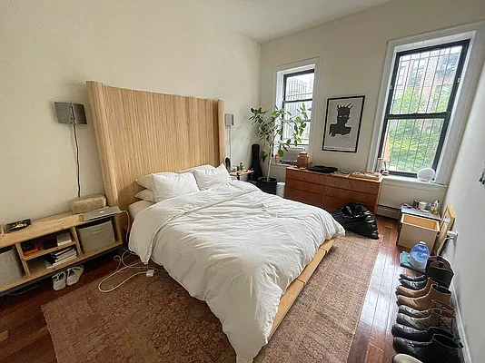 Rented by REAL New York | media 2