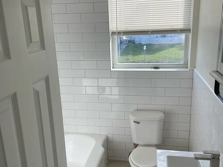 600 Riverview Blvd #2 — Photo 4