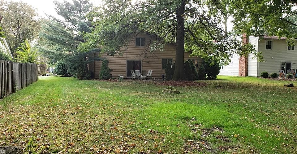 2nd image of 4044 Harding Dr