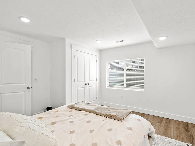 3928 W Hardman Way #4 — Photo 26