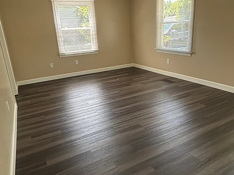 319 Dellwood Rd — Photo 4