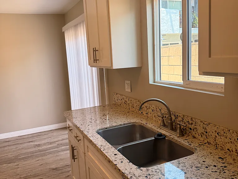 12742 Kalnor Ave #4 — Photo 5