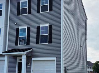 229 Hillsdale Pl, Martinsburg, WV 25403