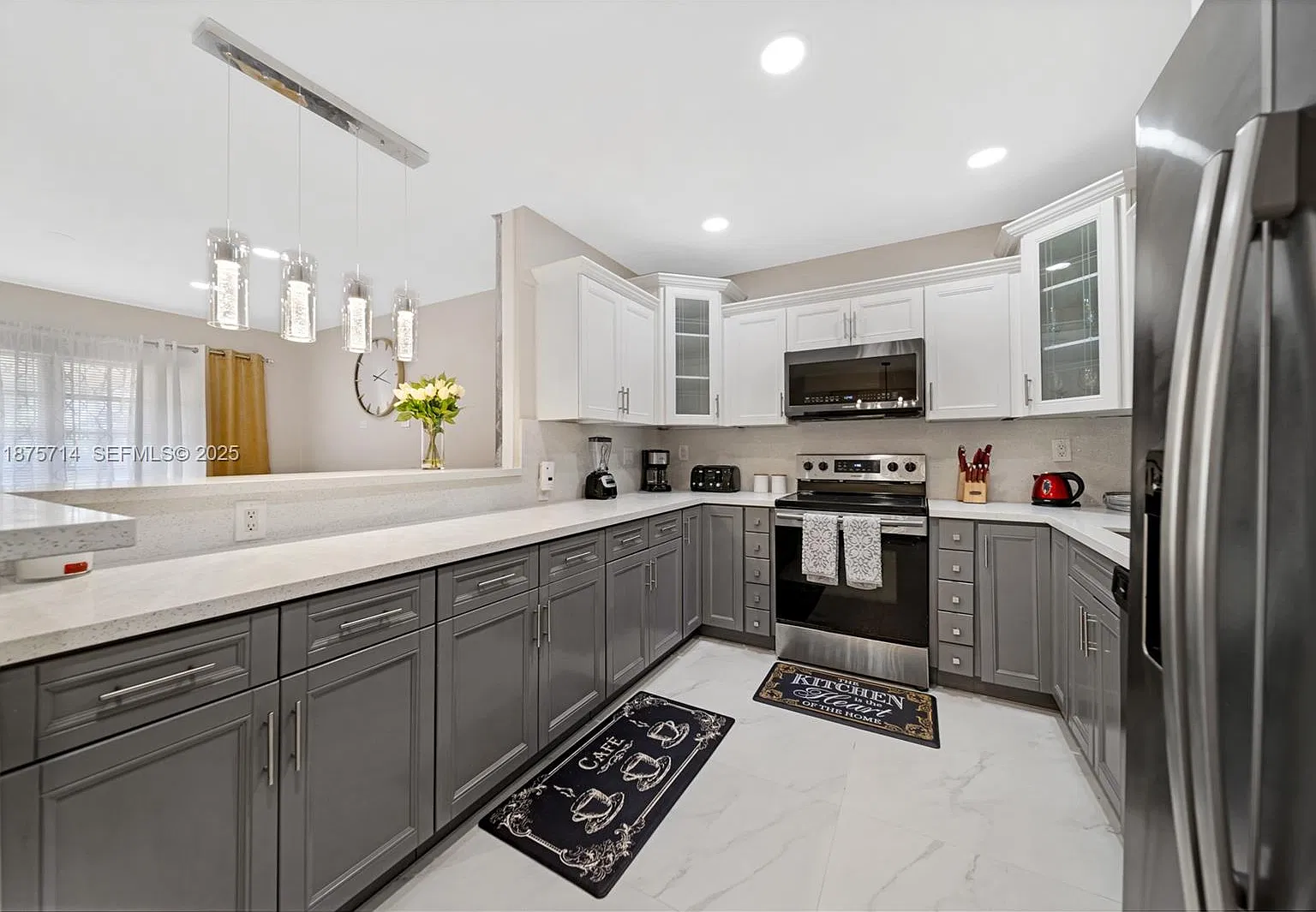 4 bed, 3.5 bath, 2770 sqft, $10,000 — Photo 4