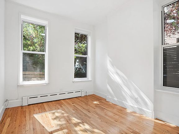 5th image of 403 Henry St APT 1