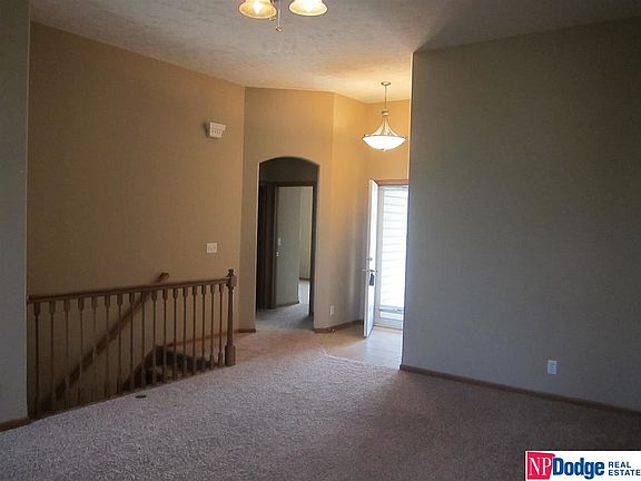 3rd image of 2904 Eagle Hills Cir