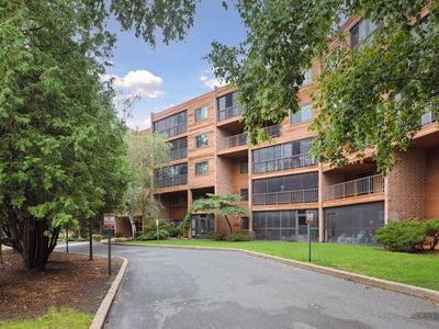 3300 Louisiana Ave S APT 220, Saint Louis Park, MN, 55426