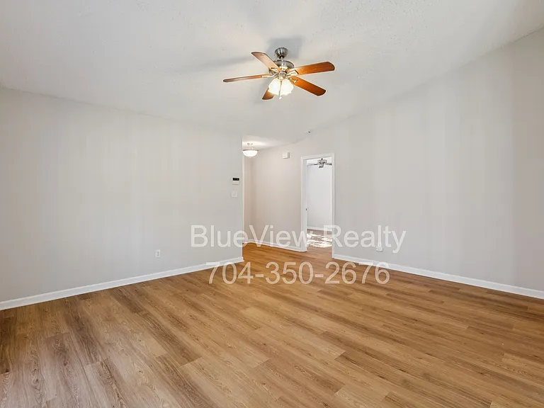 5237 Timbertop Ln — Photo 8