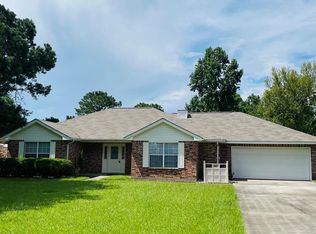 43 Eagle Heights Dr, Picayune, MS 39466