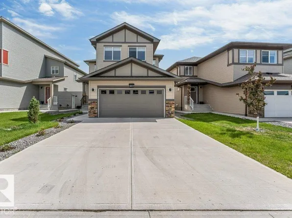 403 35th Ave NW, Edmonton, AB T6T 2P8