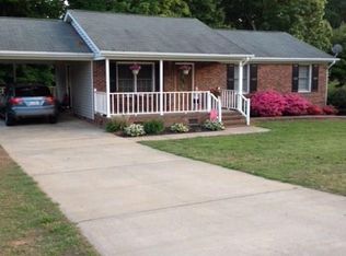 636 Manuel Rd, Mayodan, NC 27027