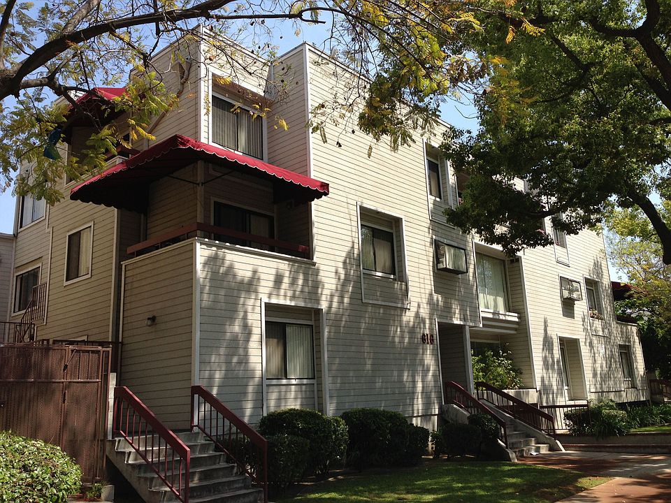 1st image of 616 N Kenwood St APT 4