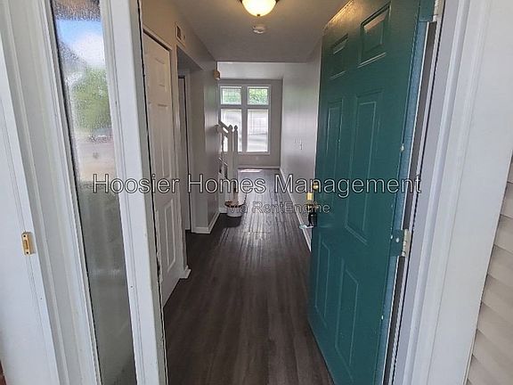 3rd image of 1563 Brookfield Cir