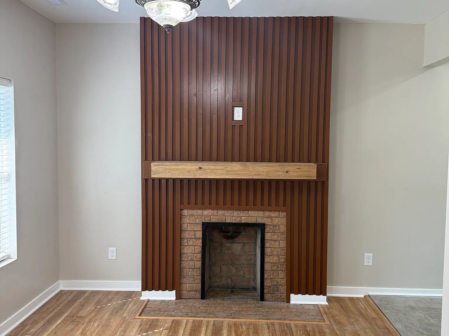 3 bed, 1.5 bath, 1404 sqft, $1,600 — Photo 4