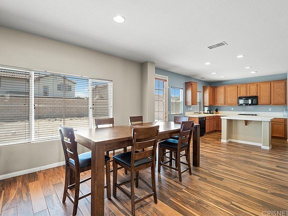 5th image of 37932 Sunnyvale Ln