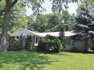 105 Essex Rd, Summit, NJ 07901