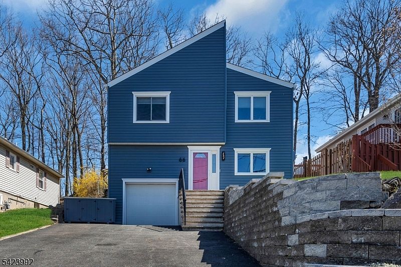 1st image of 66 Salmon Rd