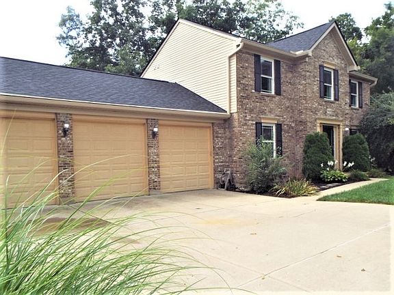 3rd image of 7435 Owl Creek Cir